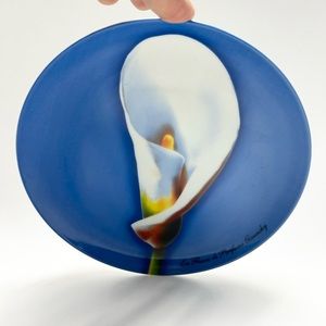 Givenchy - Paris Les Fleurs de Parfums Porcelain Dessert Plate.